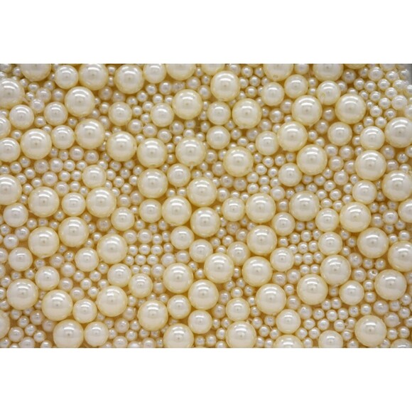 Beautiful Pearl Studded Gem Purse with Silk fabric lining - Picture 7 of 8